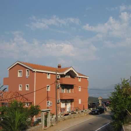 Apartments Drobni Pijesak Petrovac Dış mekan fotoğraf