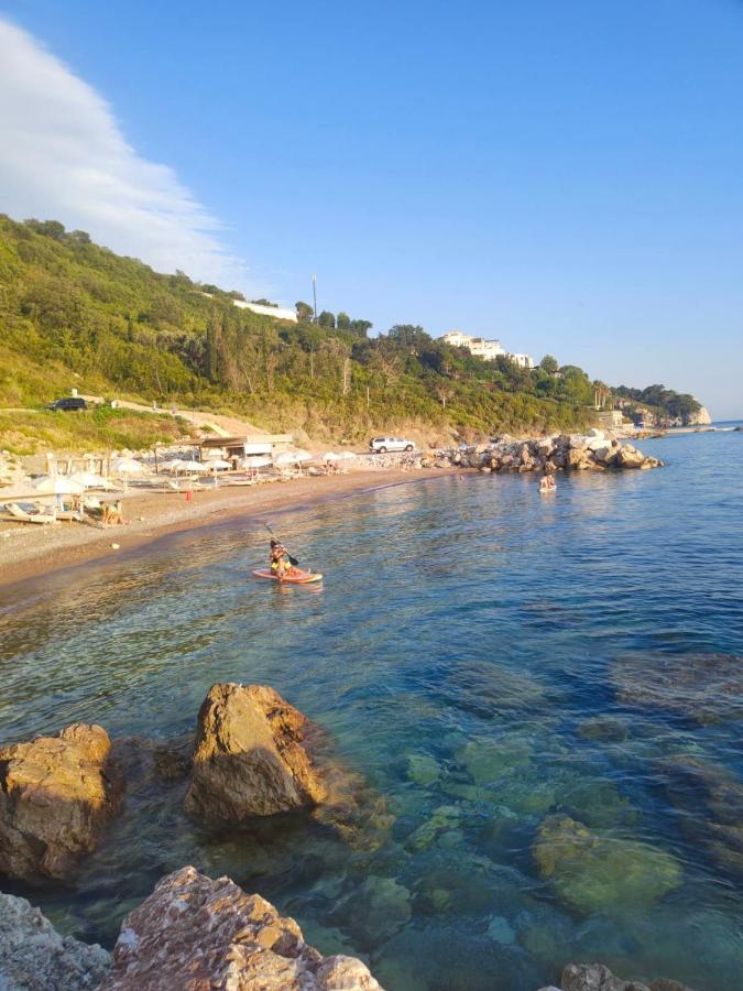 Apartments Drobni Pijesak Petrovac Dış mekan fotoğraf