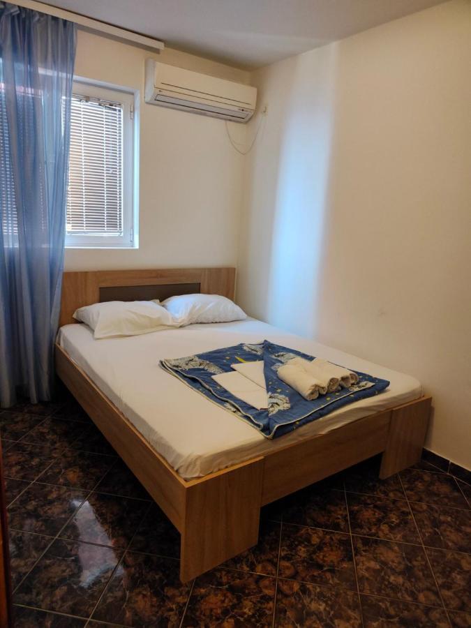 Apartments Drobni Pijesak Petrovac Dış mekan fotoğraf