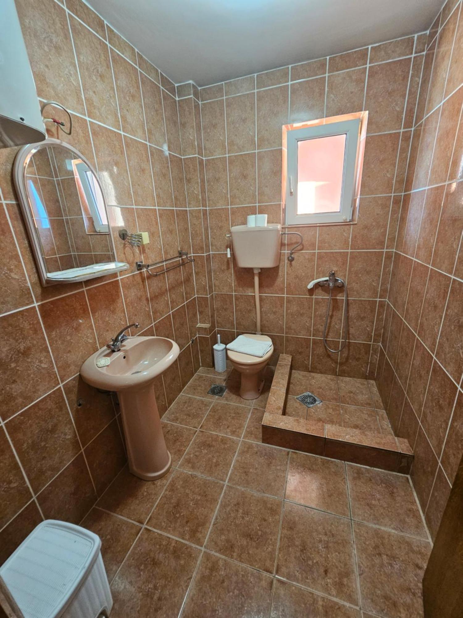 Apartments Drobni Pijesak Petrovac Oda fotoğraf