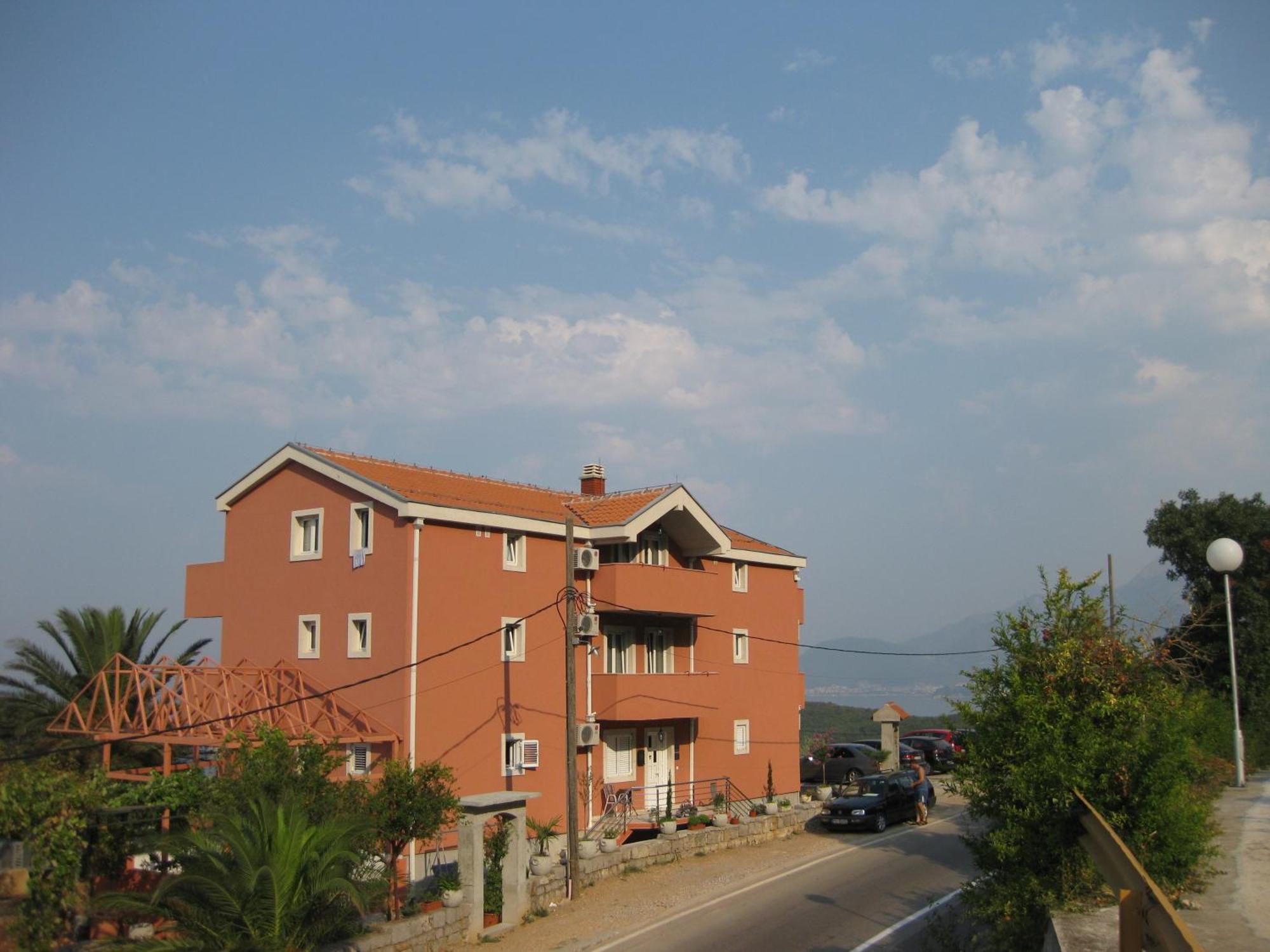 Apartments Drobni Pijesak Petrovac Dış mekan fotoğraf