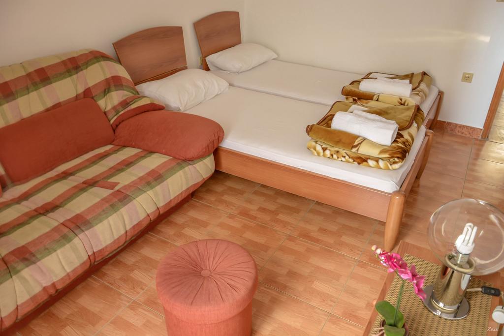 Apartments Drobni Pijesak Petrovac Dış mekan fotoğraf
