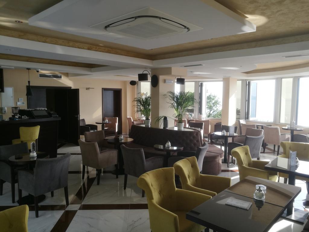 Apartments Drobni Pijesak Petrovac Dış mekan fotoğraf