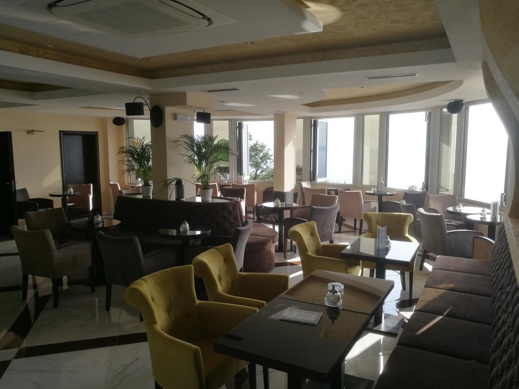 Apartments Drobni Pijesak Petrovac Dış mekan fotoğraf